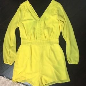 Yellow jumper